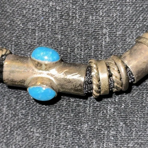 Turquoise Sterling Silver Native American Signed Necklace - Picture 4 of 9